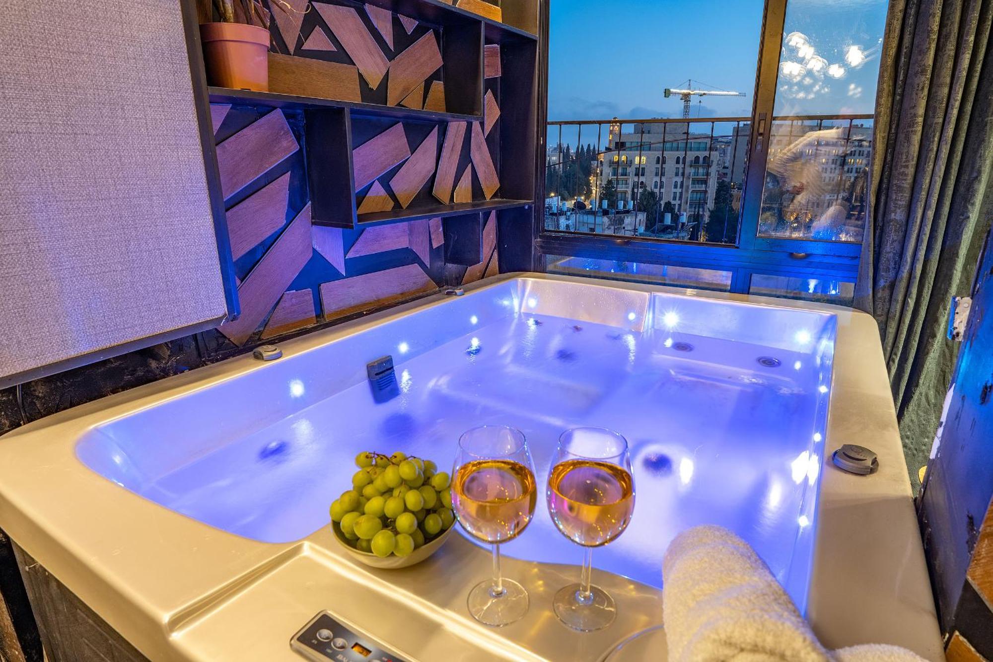 On The Walls - Mamilla View - Appartement