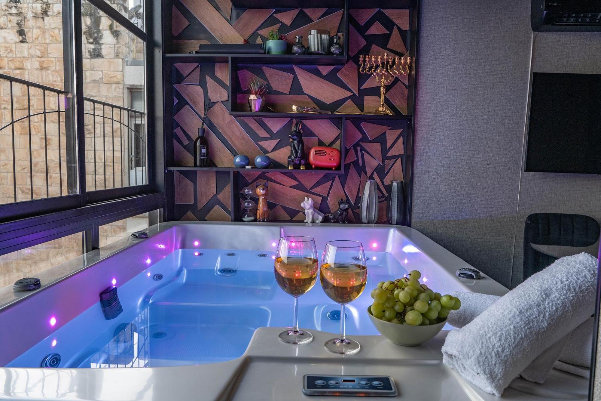 On The Walls - Mamilla View - Appartement *